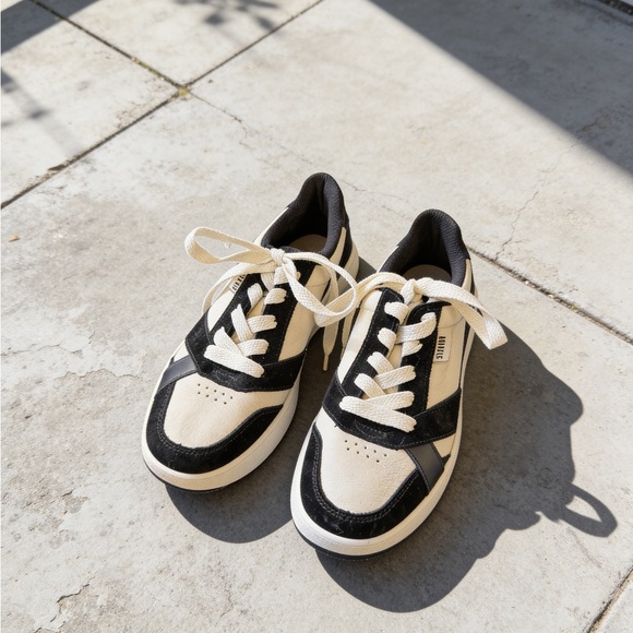 STAUD x Keds “The Court” Sneakers -size 6
NWOT - Picture 5 of 6